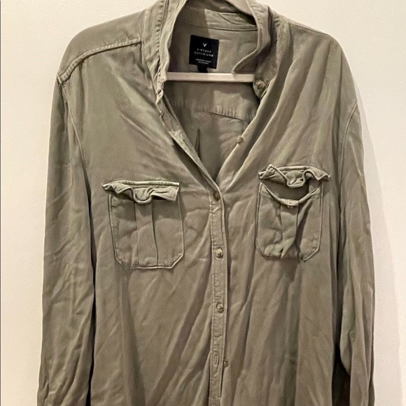American Eagle Outfitters Tops - American Eagle Vintage Boyfriend Button Up Shirt